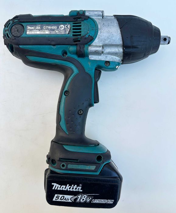 Makita DTW450 - Акумулаторен гайковерт 1/2'' 2x18V 5.0Ah