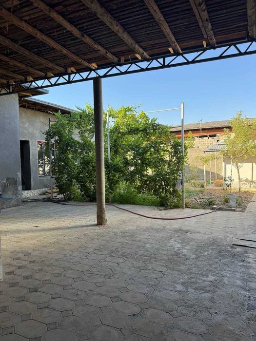 Хонобод, Беруний маҳалласида уй сотилади!