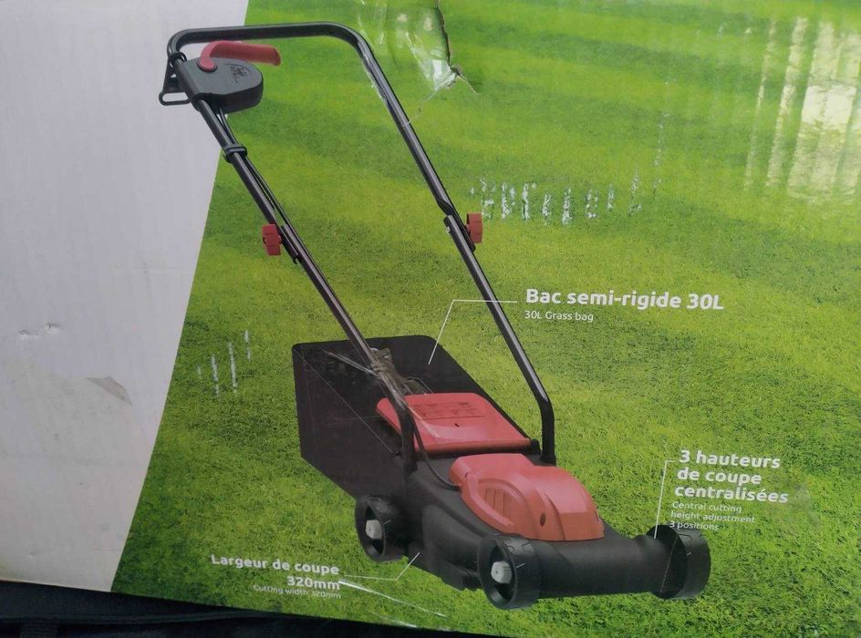 Електрическа косачка за трева E 300 1000 W, 300 mm 28 l. кош