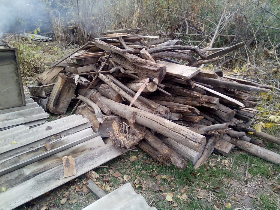 Продам доски на дрова или на чёрный потолок