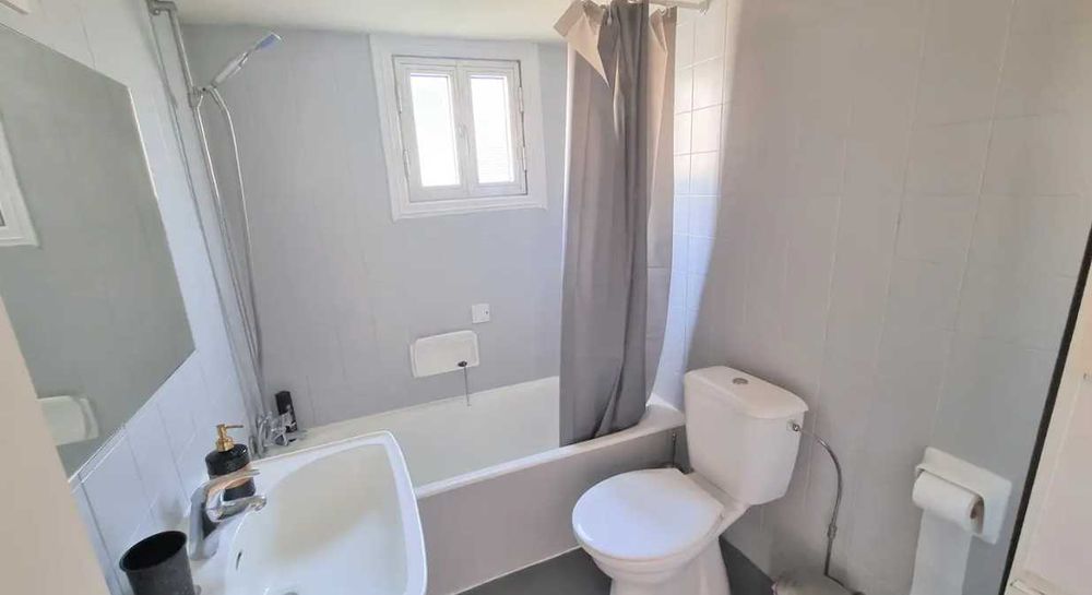 Дава се под наем Тристаен апартамент в Пловдив, Въстанически - 82 кв.м за 397.8 € - Снимка #4