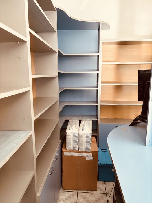 Mobilier farmacie/drogherie/magazin
