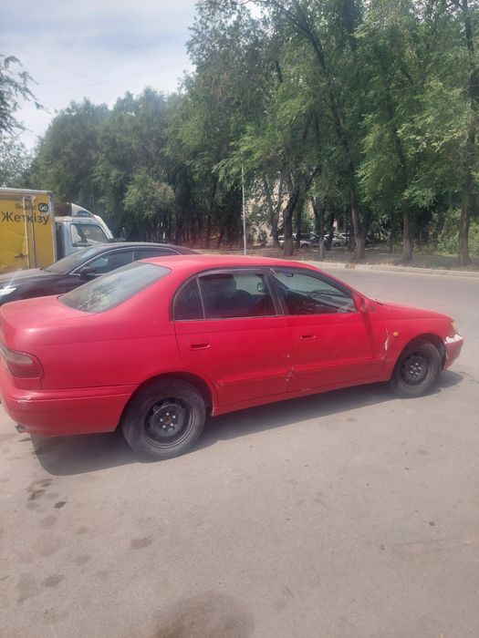 Тайота карина е 2.0 1994