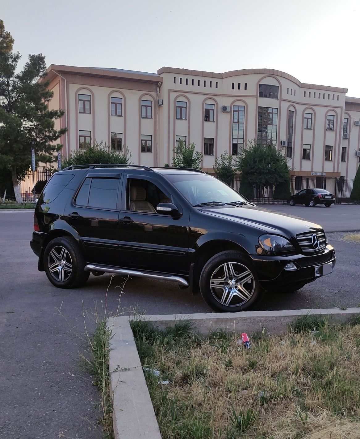 Mercedes ML 320 купить в Узбекистане - продажа автомобилей Мерседес ML 320  б/у и новых на OLX.uz