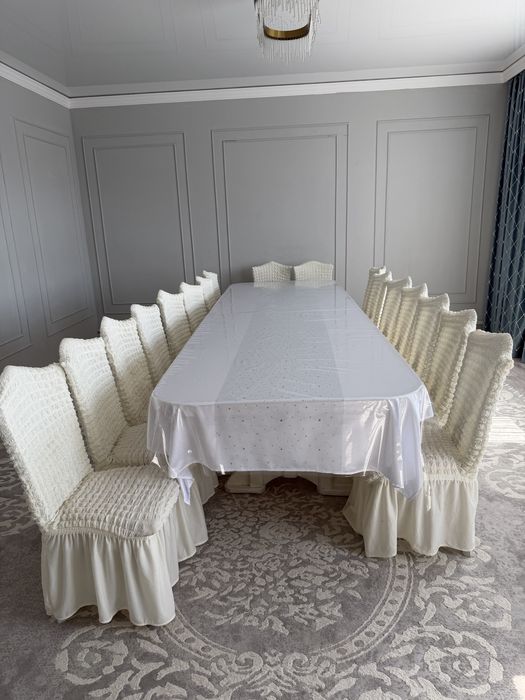 Стол со стульями