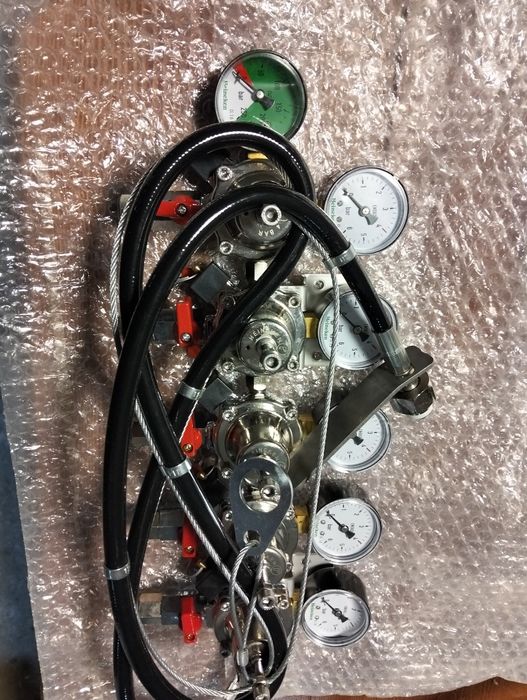 Reductor/regulator de presiune co2