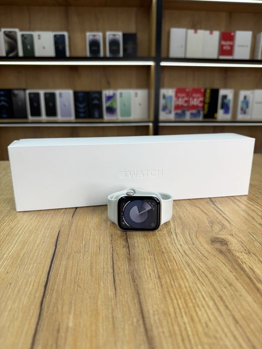 Apple watch 8 45 mm silver