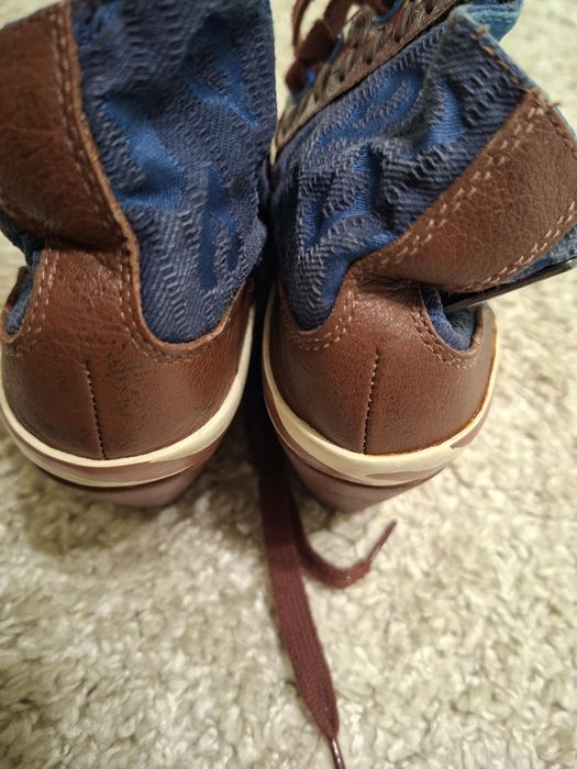 Изпратени!Много запазени обувки на Кавали