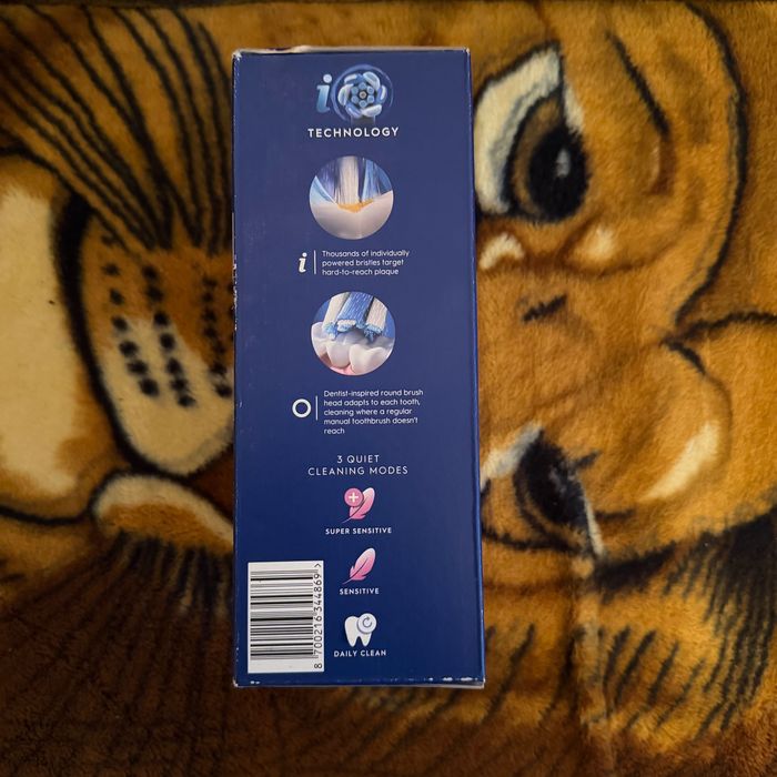 Oral B IO series 2 , четки за зъби комплект за теб и за нея .