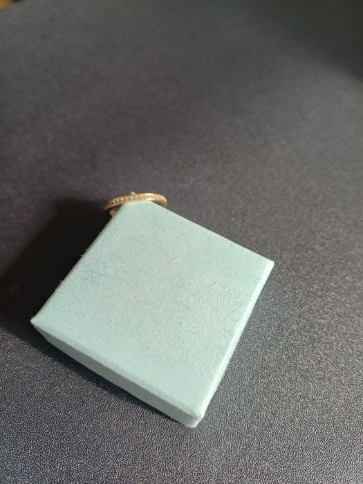 Inel de aur galben de 14 k model tenis