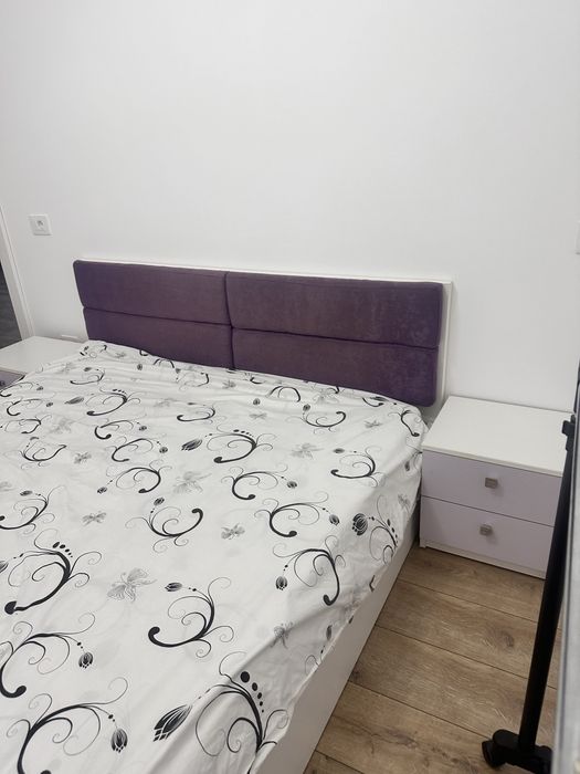 set Pat si noptiere violet