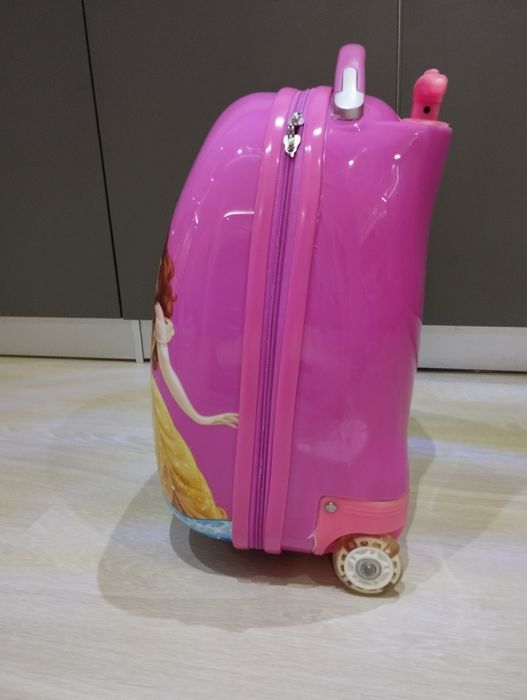 Дисни куфар с принцеси