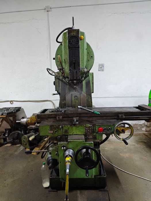 Вертикально-фрезерный станок