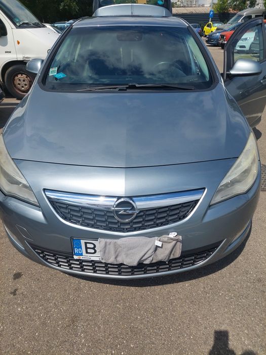 OPEL Astra 2011 — imagine 2