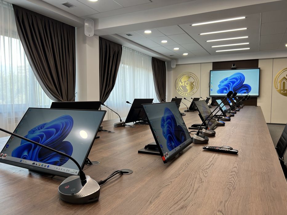 Конференц-залы под ключ LED-экраны, звук, ВКС, микрофоны