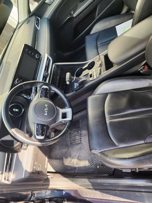 Продается KIA K5