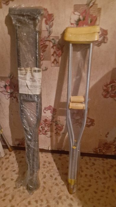 Костыли новые.Россия и Китай