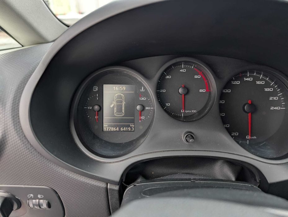 vand seat leon , an 2012 , diesel ,178.000 km