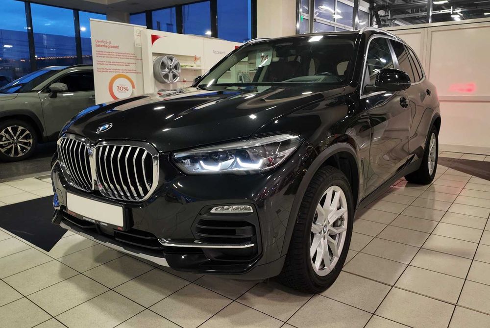 URGENT - Vand BMW X5 X LINE NEGRU 2019 impecabil