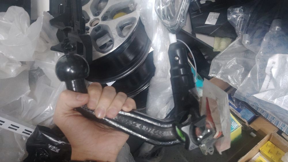 Фаркоп Volkswagen  Passat b6 b7 b8