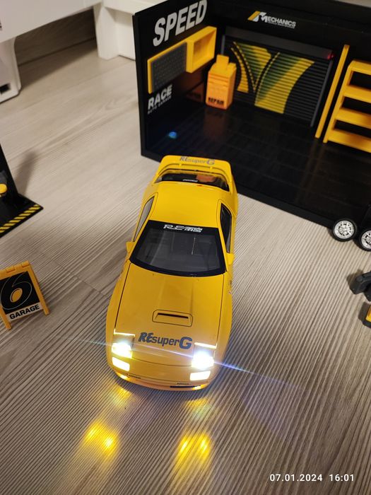 Machetă Mazda RX7