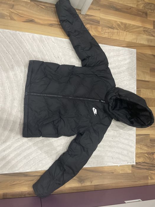 Оригинално яке Nike