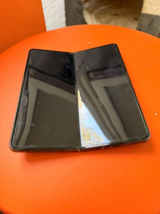 Продается Samsung Fold 4