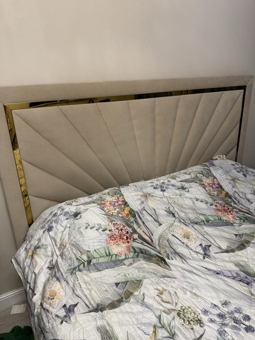 Продам 2 спальную кровать