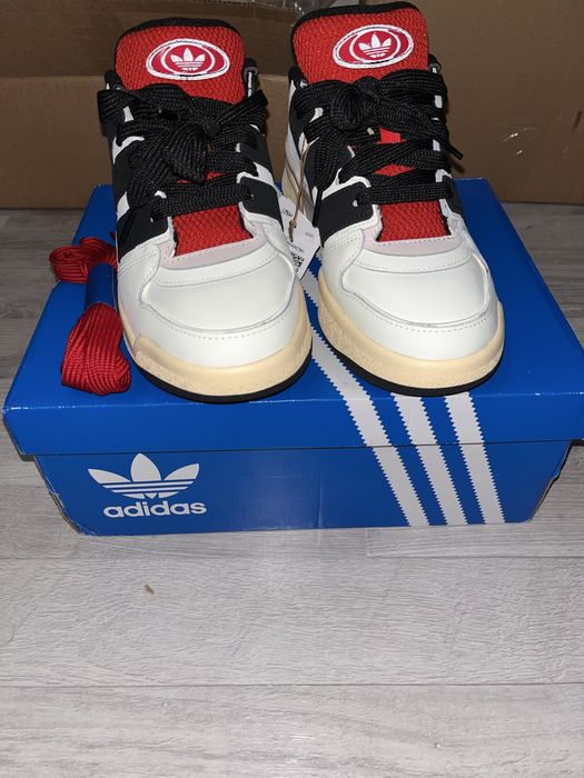 Кроссовки adidas FORUM2000
