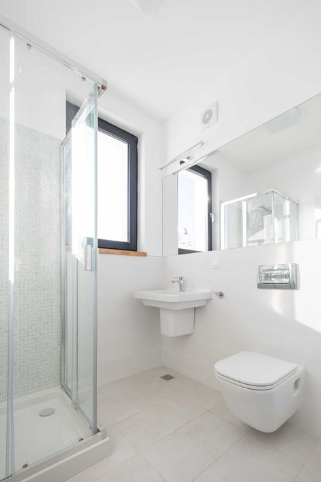 Inchiriez Apartament cu 3 camere Bucuresti zona Baneasa - Proprietar