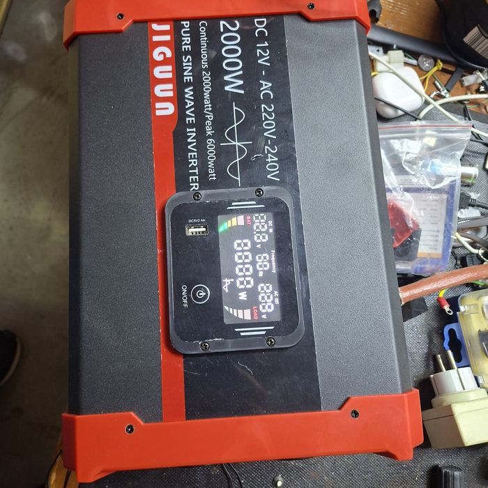 Invertor generator curent 3000i