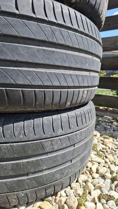 Vand anvelope vara/iarna R 15 R 16  R17 Michelin, Continental si Marshal