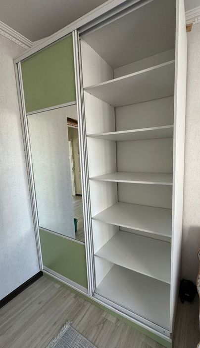 Продам Шкаф-купе