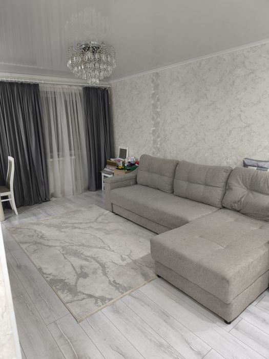 Продам 3 комнатную квартиру самый центр