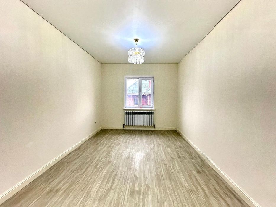 Дом с ремонтом двухэтажный с подвалом