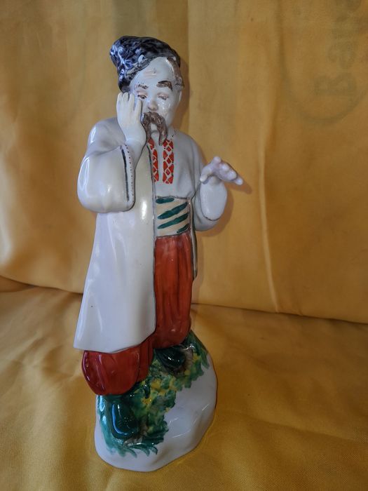 Советские фарфоровые статуэтки