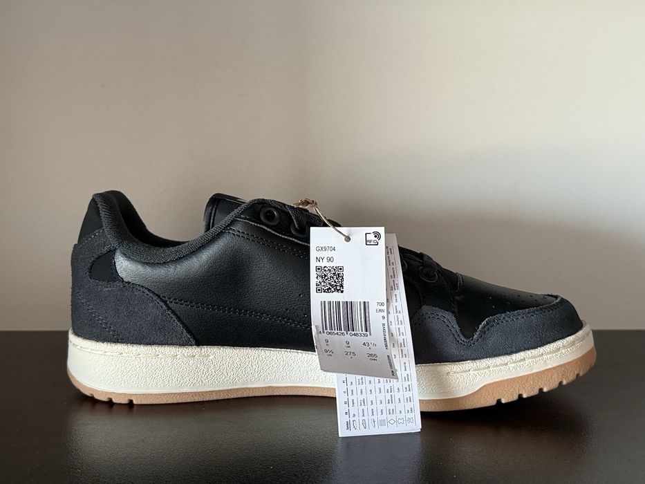 adidas Ny 90 / 43номер 27.5см Стелка Нови с Кутия