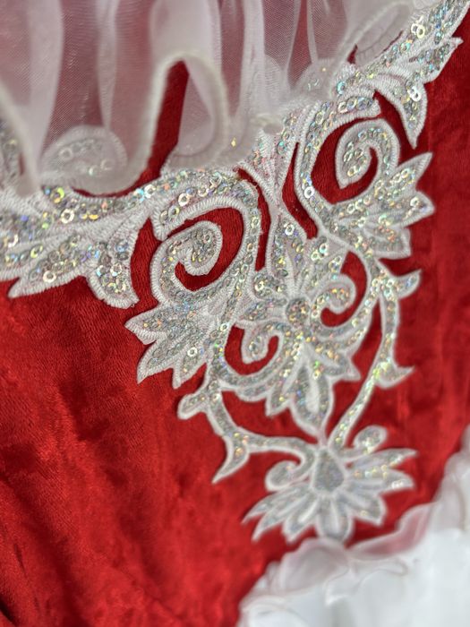 Продам казахское платье для девочек 110 рост