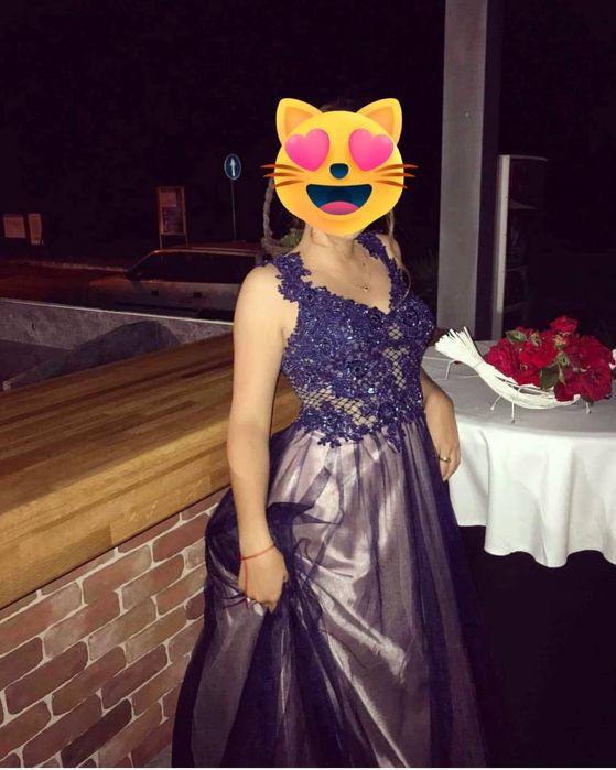 Абитуриентска рокля