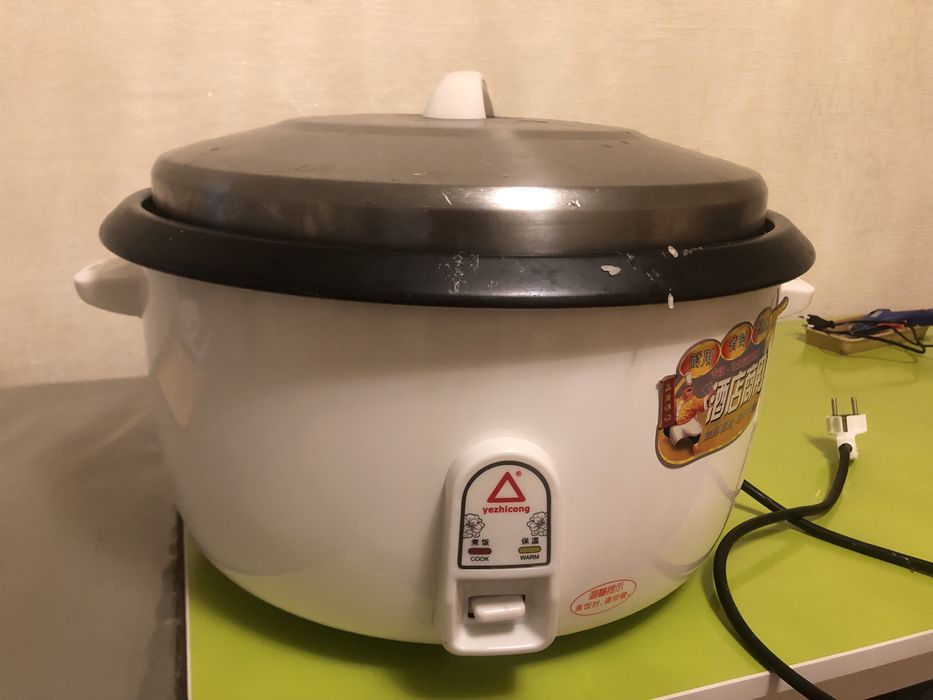 Продам рисоварку промышленную