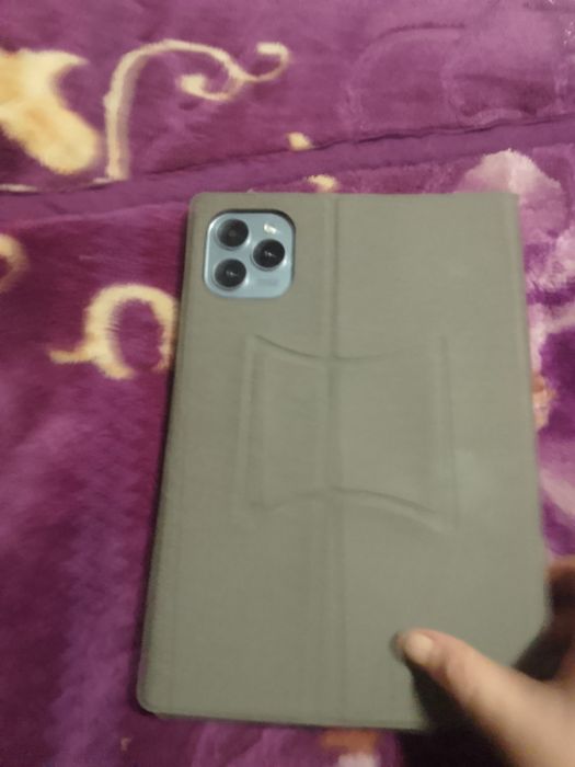 Продам планшет Air Pro, или обменяю на телефон