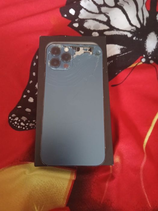 Vand urgent iphone 12 pro