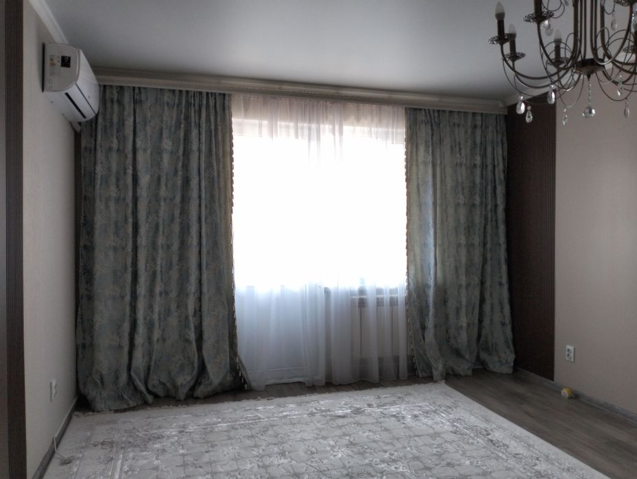 Продам срочно шторы