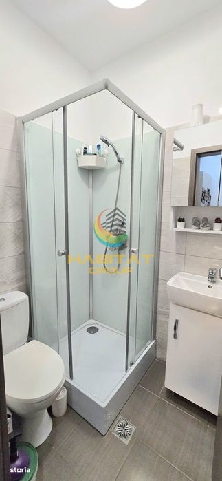 Apartament 3 camere cu curte proprie de 33 mp Metrou Dimitrie Leonida!