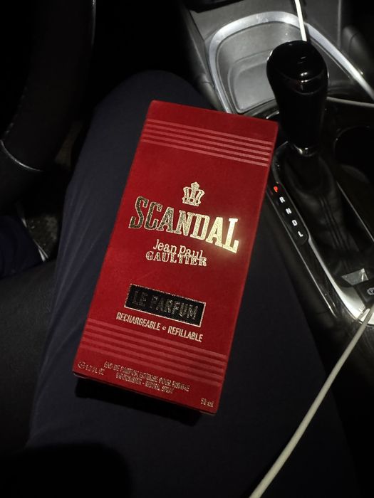 Продам парфюм Scandal