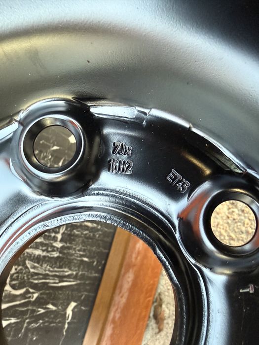 ЧИСТО НОВ КОМПЛЕКТ Авариен 16” Джанта с Гума за -VW/SEAT/SKODA/AUDI-