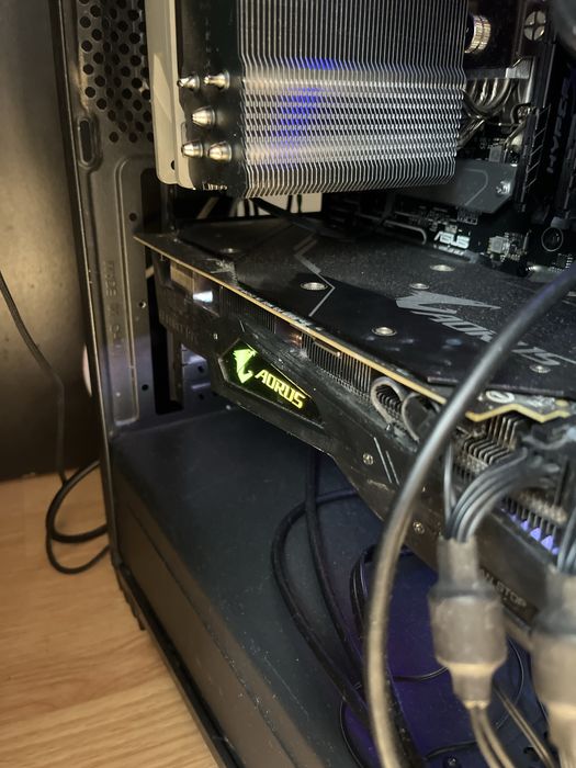 Placa video RTX 2060 Super Aorus Gigabyte GDDR6 256-biti