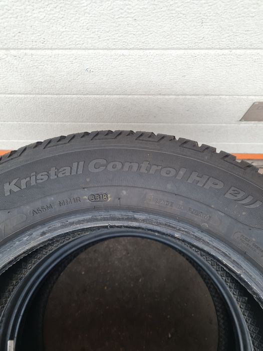 Зимни гуми 2 броя FULDA KristallControl HP2 215 60 R16 дот 3318