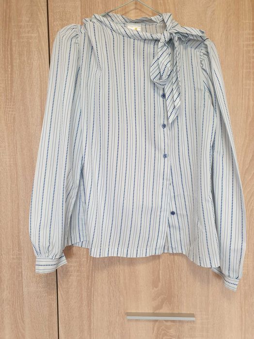 Camasa alba cu dungi albastre, marimea S