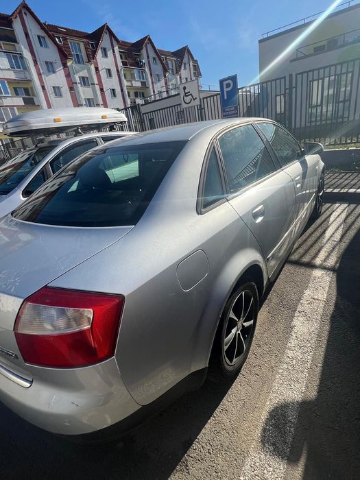AUDI A4 2005 — imagine 2